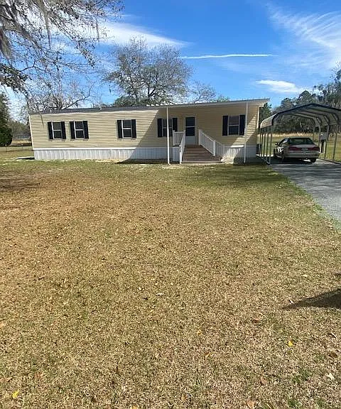 319 SE Valerie Ct — Photo 12