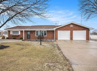 1155 S Zimmer Rd, Warsaw, IN 46580