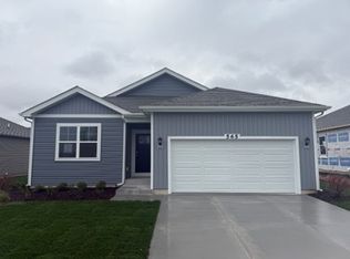 565 Revere St, Burlington, WI 53105
