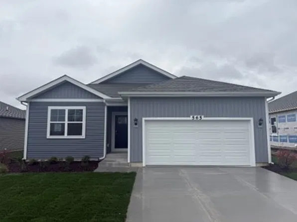 565 Revere St, Burlington, WI 53105