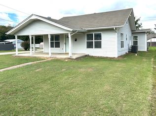 503 E Highland St, Tecumseh, OK 74873