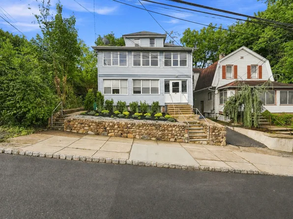 36 Whitfield St APT 2, Caldwell, NJ 07006