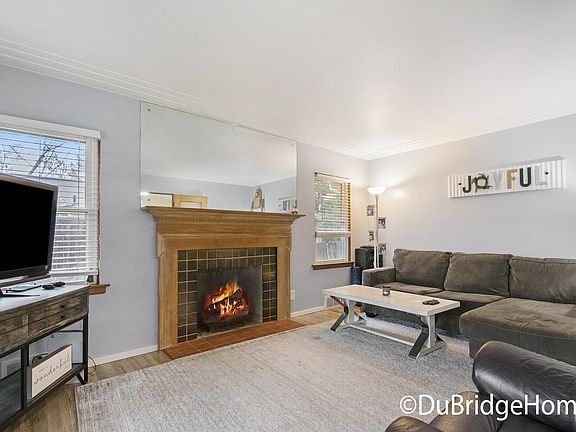 3rd image of 1108 Veto St NW