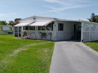 9 Guava Ln, Port Saint Lucie, FL 34952