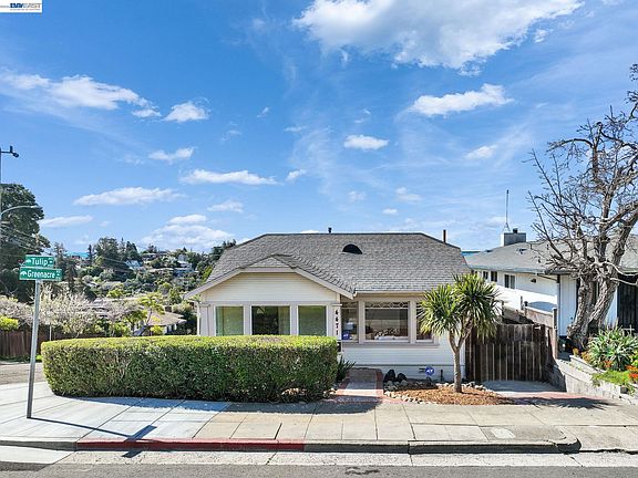 3rd image of 4471 Tulip Ave