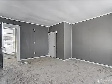 Building Photo - 810 Innisfallen Ave