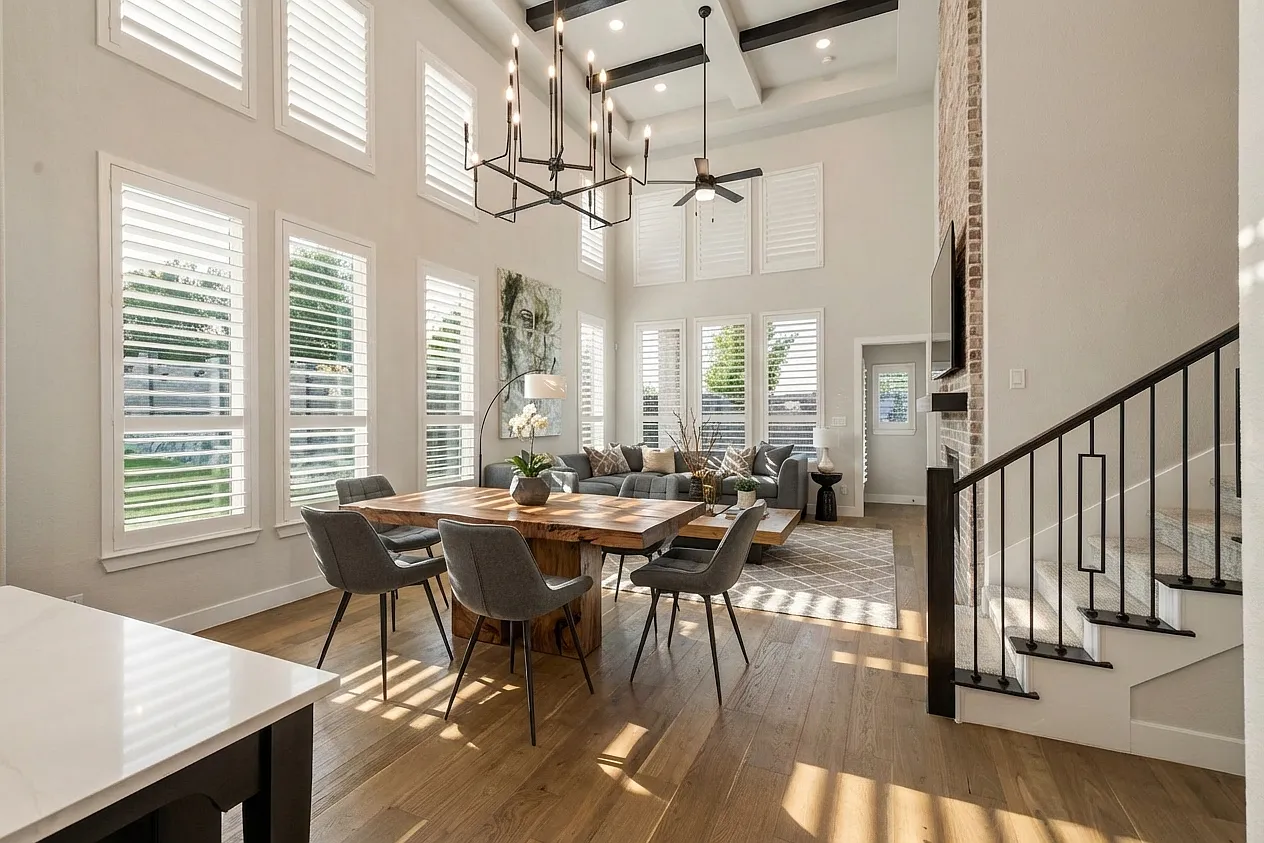 4 bed, 4.5 bath, 3365 sqft, $5,500 — Photo 1