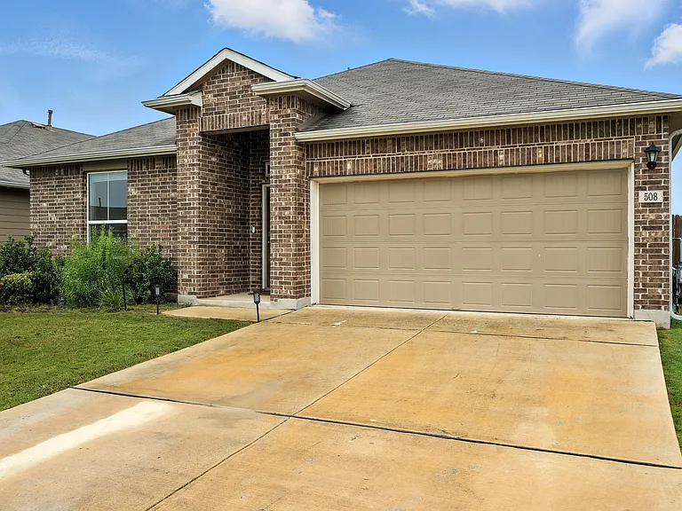 Exterior (Corner lot)