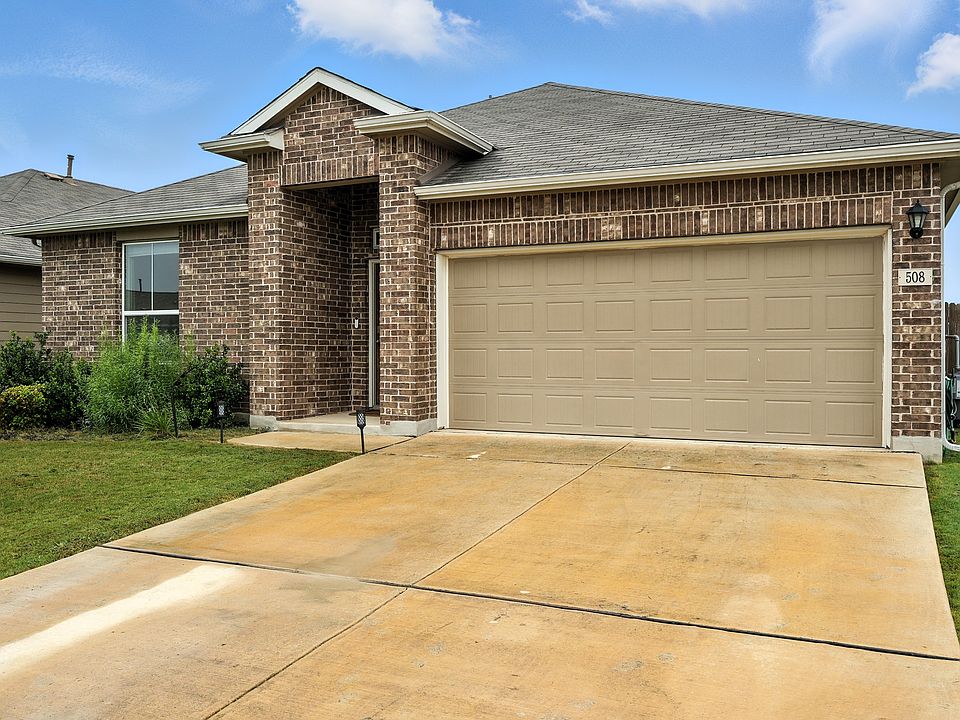Exterior (Corner lot)