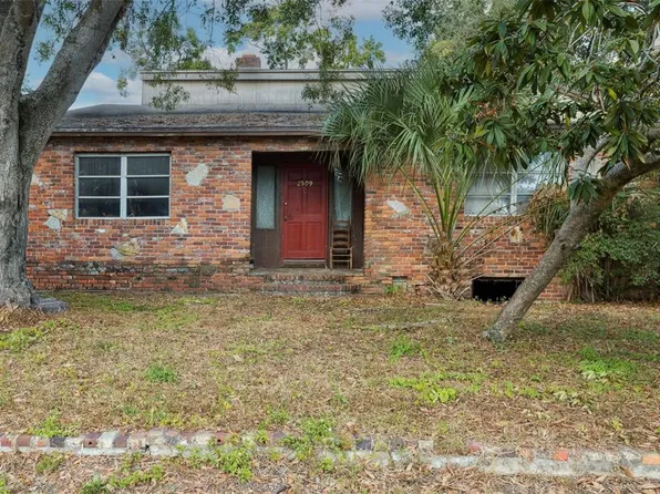 2509 Emma Cir, Tampa, FL 33614
