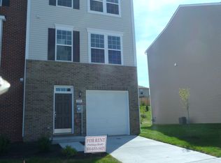 1108 Frontline Dr, Frederick, MD 21703