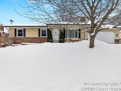5886 Bramalea Ave SE, Kentwood, MI, 49508
