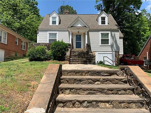 2nd image of 429 Montgomery Ave