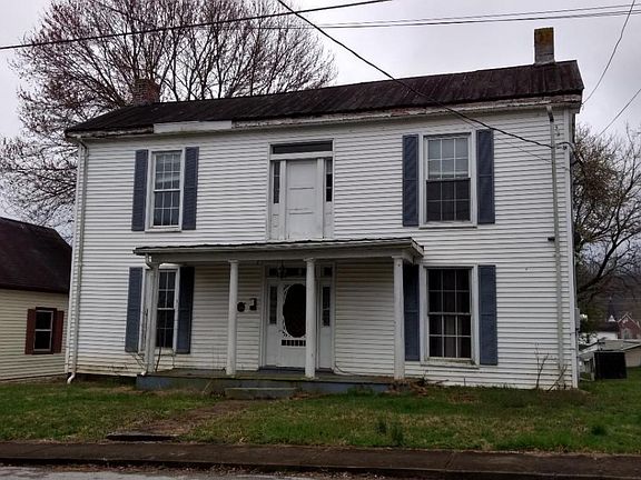 2nd image of 1028 Shelby St