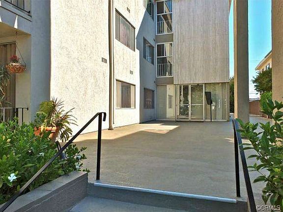 3rd image of 1810 Ramona Ave APT 35