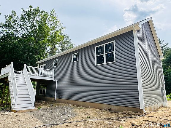 5th image of 874 Brook Road