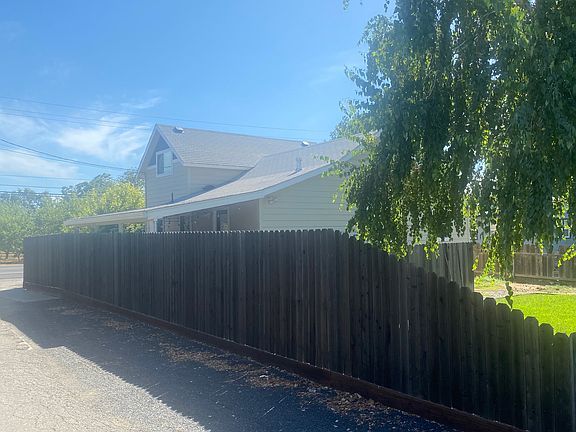2nd image of 3174 Highway 32