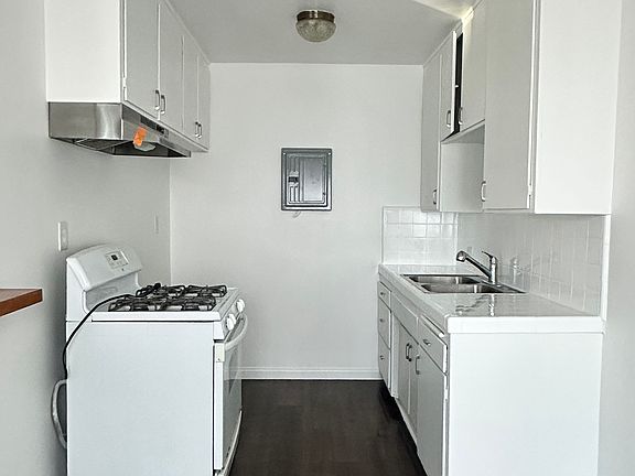 4th image of 2345 Glendale Blvd APT 3