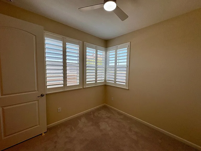 1658 N Pole Pl #1 — Photo 18