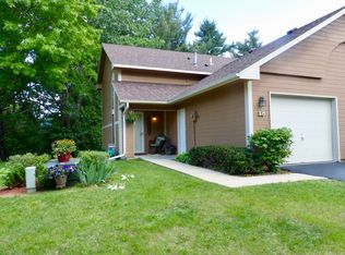 18 Elton Ridge Ct NW, Rochester, MN 55901