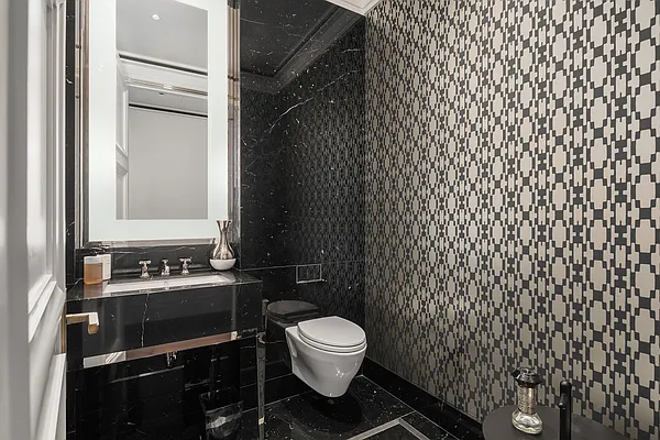 Rented by Modlin Group | media 7