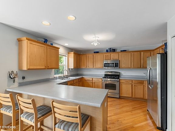 3rd image of 25505 Cinnamon Cir
