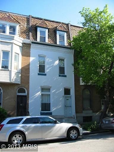 1st image of 218 E 23rd St