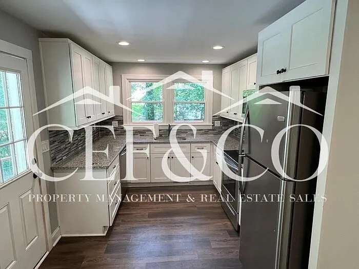 3 bed, 2.0 bath, 1409 sqft, $1,695 — Photo 4