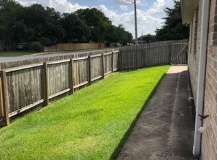 1712 S Dexter Dr, College Station, TX 77840