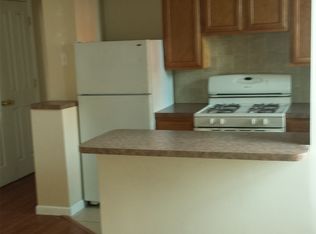 1801 S Broad St APT 2R, Philadelphia, PA 19148