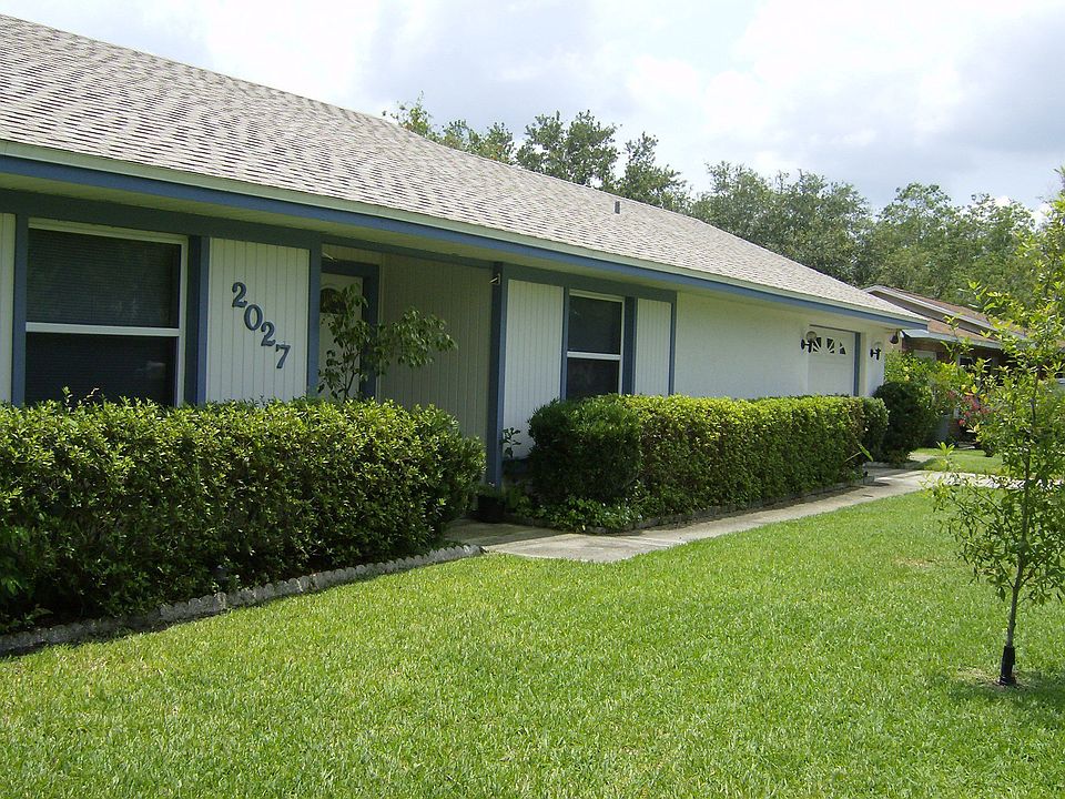 1st image of 2027 Woodbridge Ln