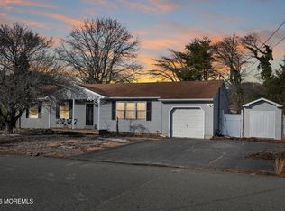 606 Bowsprit Point, Lanoka Harbor, NJ 08734