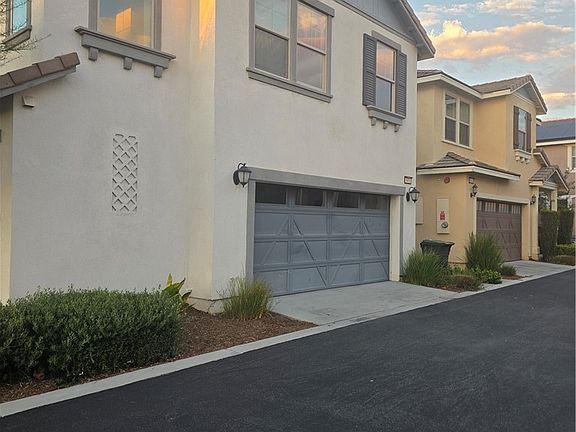 2nd image of 5651 Villa Maria Way