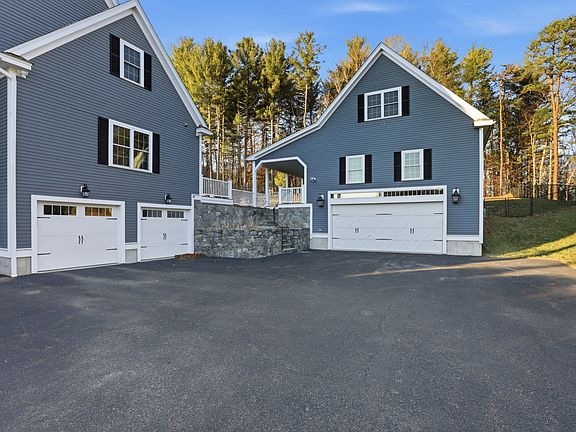 2nd image of 71 Regency Pl