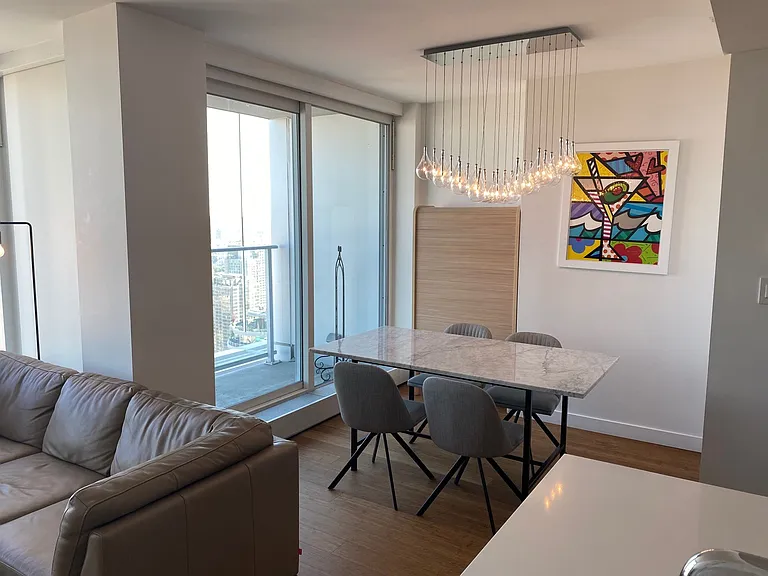777 Richards St #4208 — Photo 5