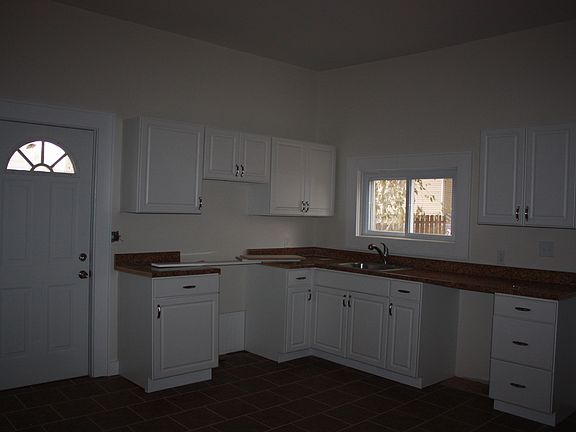 Large eat in kitchen