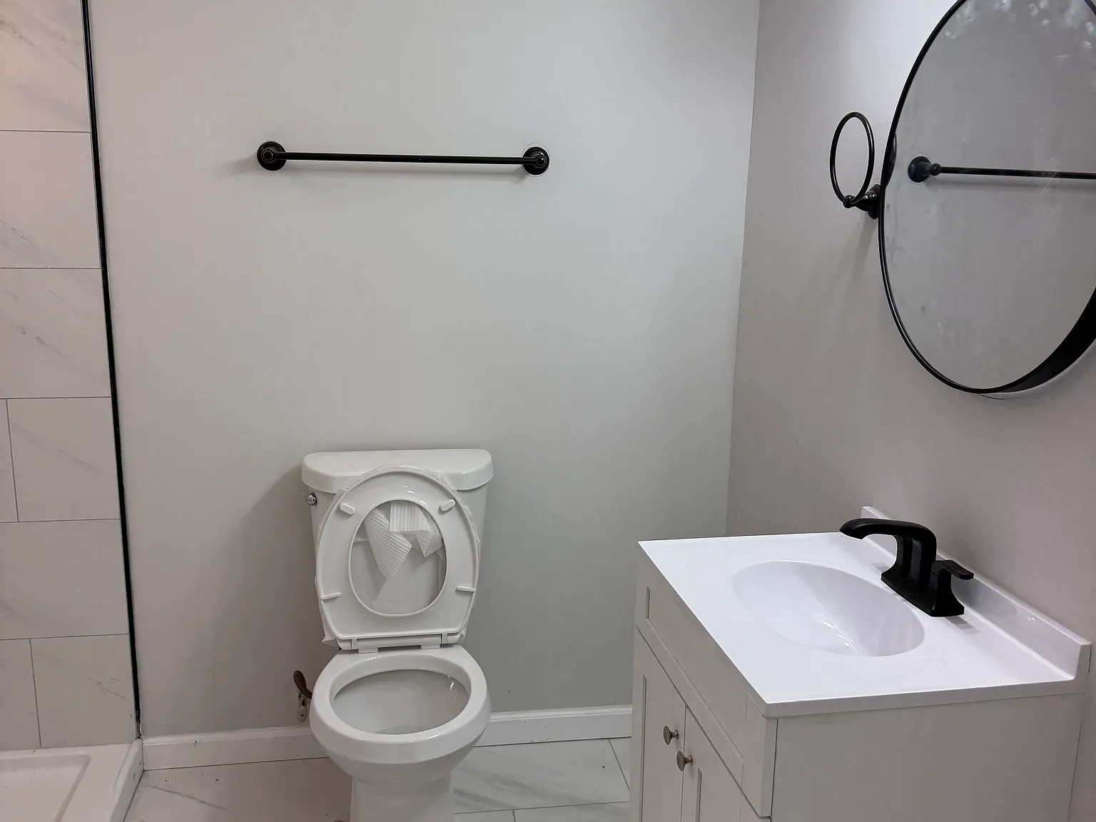 4 bed, 2.5 bath, 1960 sqft, $2,400 — Photo 4