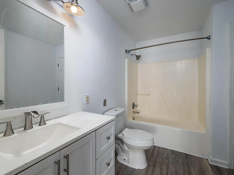 16776 Greensboro Dr — Photo 4