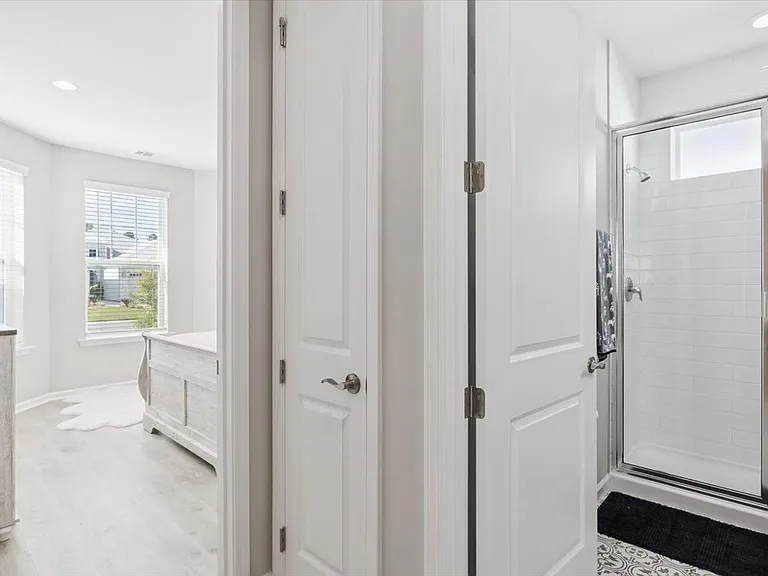 731 Harborside Dr — Photo 30