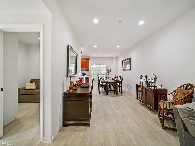1101 N Maclay Ave #1 — Photo 4