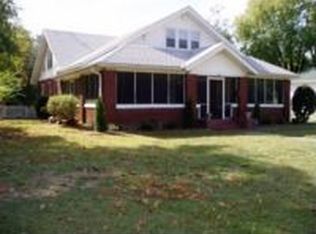 501 W Main St, Newbern, TN 38059
