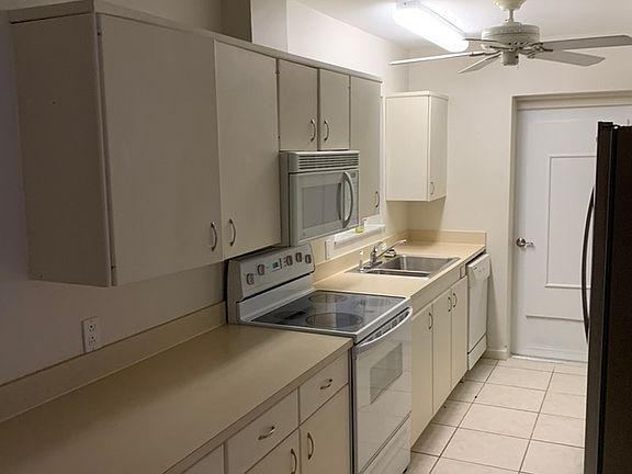 4th image of 3112 SE Monte Vista St