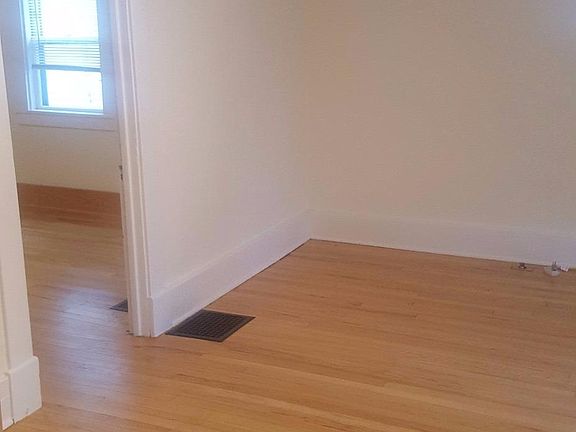 3rd image of 531 2nd St