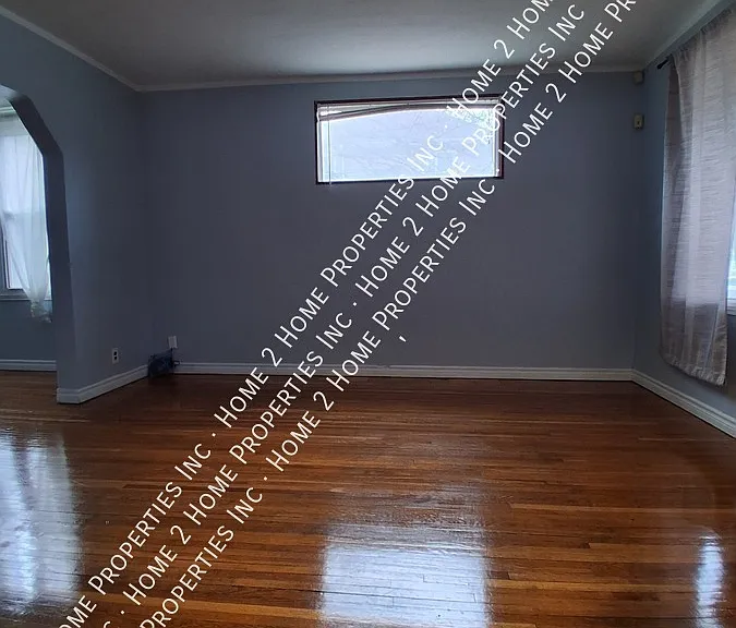 258 Detroit St — Photo 8