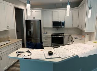 219 Roberts Rd, Nokomis, FL 34275