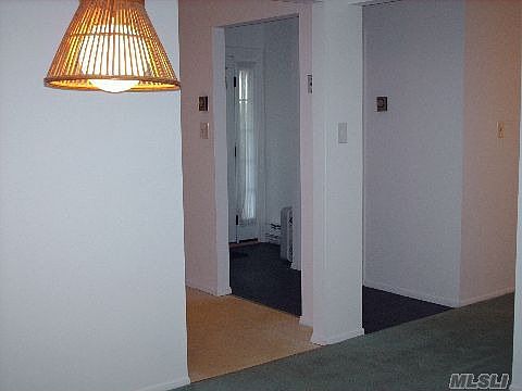 1st image of 14 Hearthside Dr