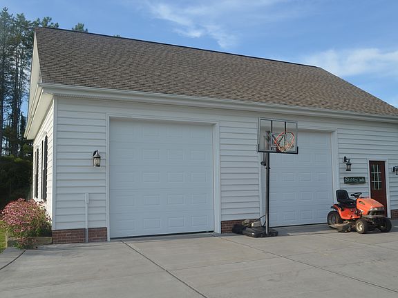 Detatched garage, 30x40 