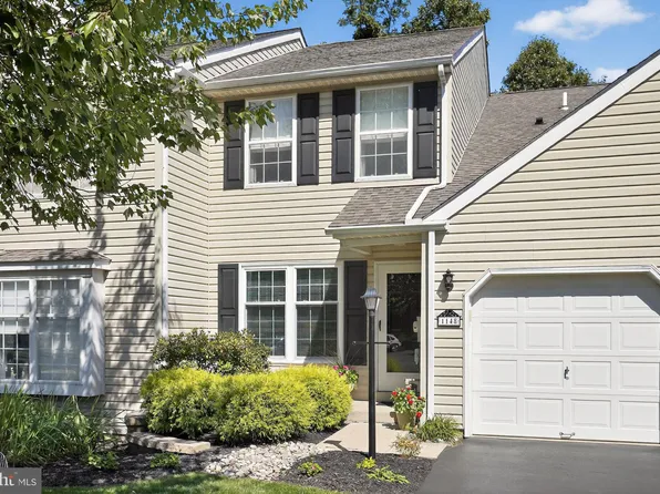 1148 Oxford Cir, Lansdale, PA 19446