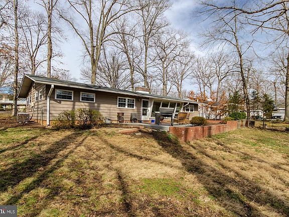 3rd image of 6717 Valley Brook Dr
