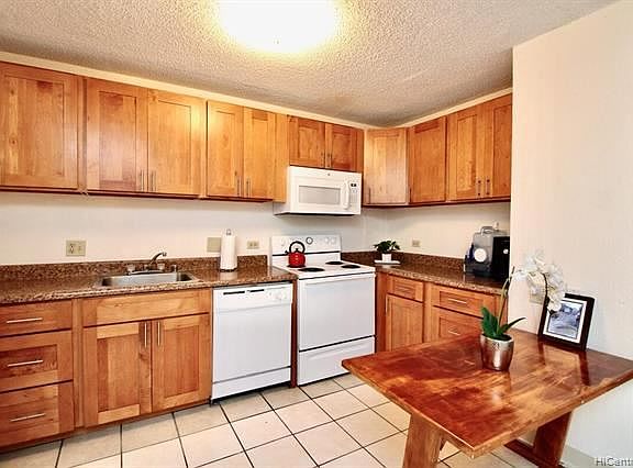 3rd image of 47-420 Hui Iwa St APT B205